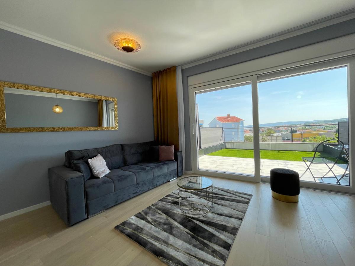 Lux Nanea Apartment Крк Экстерьер фото